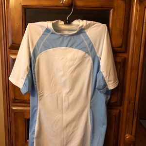 Rash guard lululemon